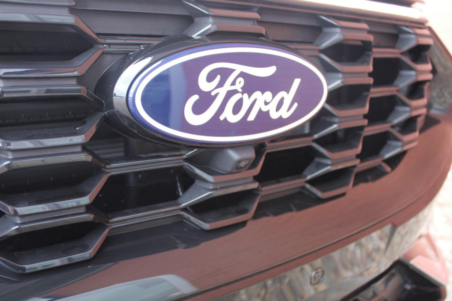Ford Kuga 2.5 PHEV ST-Line X | Panoramadak + Technology Pack + Winter Pack + Wegklapbare trekhaak + 19 inch lichtmetalen velgen | Agate black | 2.100 kg trekgewicht | Prijs incl. 4.000 EU Ford voordeel