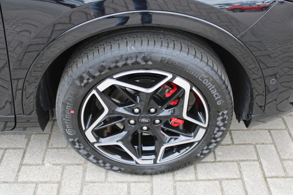 Ford Kuga 2.5 PHEV ST-Line X | Panoramadak + Technology Pack + Winter Pack + Wegklapbare trekhaak + 19 inch lichtmetalen velgen | Agate black | 2.100 kg trekgewicht | Prijs incl. 4.000 EU Ford voordeel