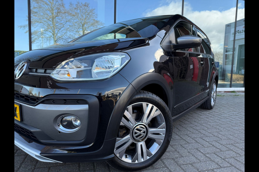 Volkswagen up! 1.0 BMT cross up! - Parkeerhulp - Airco - Cruise - Bluetooth