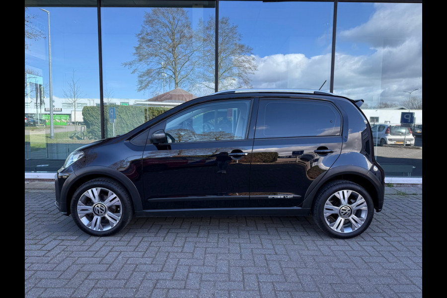 Volkswagen up! 1.0 BMT cross up! - Parkeerhulp - Airco - Cruise - Bluetooth