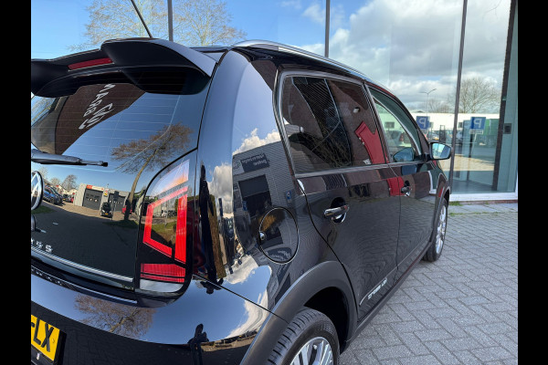 Volkswagen up! 1.0 BMT cross up! - Parkeerhulp - Airco - Cruise - Bluetooth