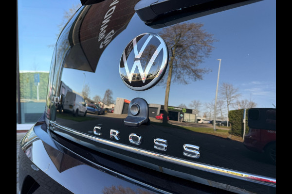 Volkswagen up! 1.0 BMT cross up! - Parkeerhulp - Airco - Cruise - Bluetooth