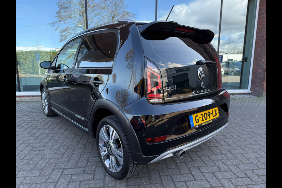 Volkswagen up! 1.0 BMT cross up! - Parkeerhulp - Airco - Cruise - Bluetooth