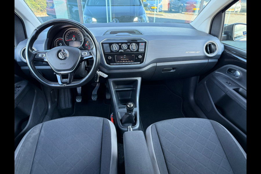 Volkswagen up! 1.0 BMT cross up! - Parkeerhulp - Airco - Cruise - Bluetooth
