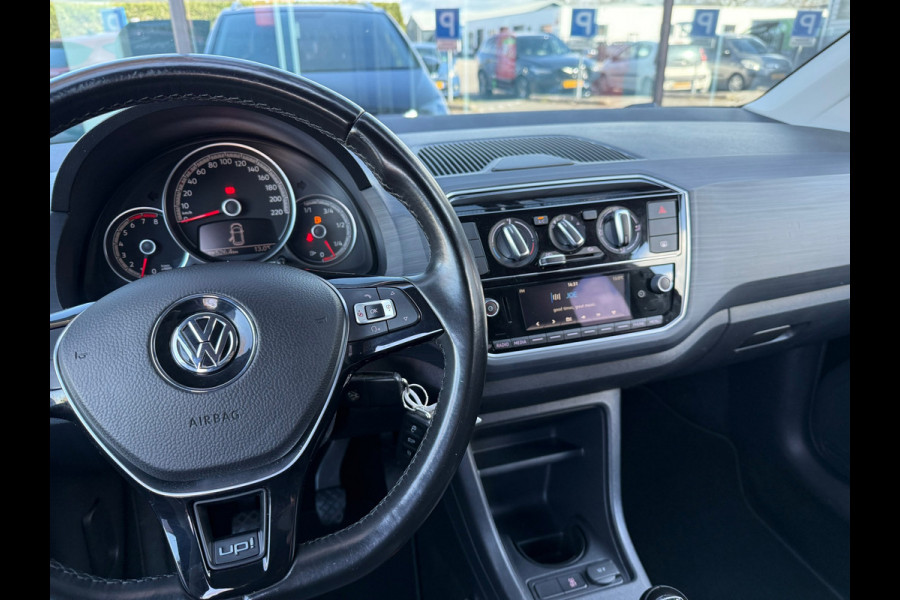 Volkswagen up! 1.0 BMT cross up! - Parkeerhulp - Airco - Cruise - Bluetooth