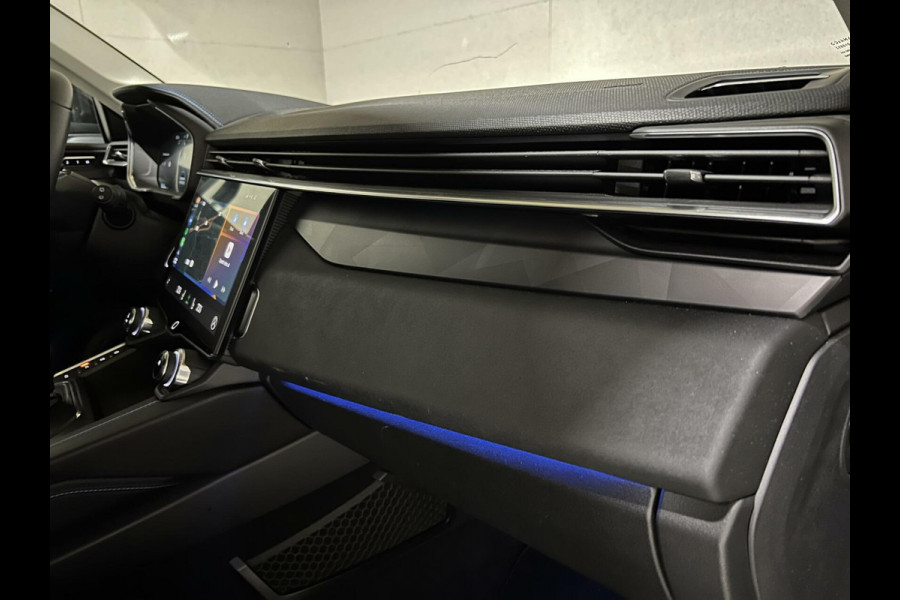 Lynk & Co 01 1.5 Plug-in Black Edition Sfeerver. Pano NAP