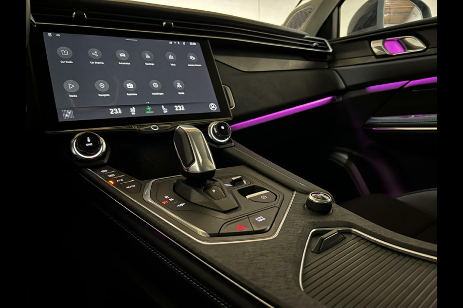 Lynk & Co 01 1.5 Plug-in Black Edition Sfeerver. Pano NAP