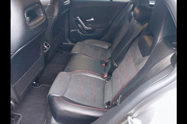 Mercedes-Benz CLA-Klasse Shooting Brake 250 e AMG Line Automaat, airco,cruise,elec trekh,stoelverw,navigatie/camera,parkeersensor