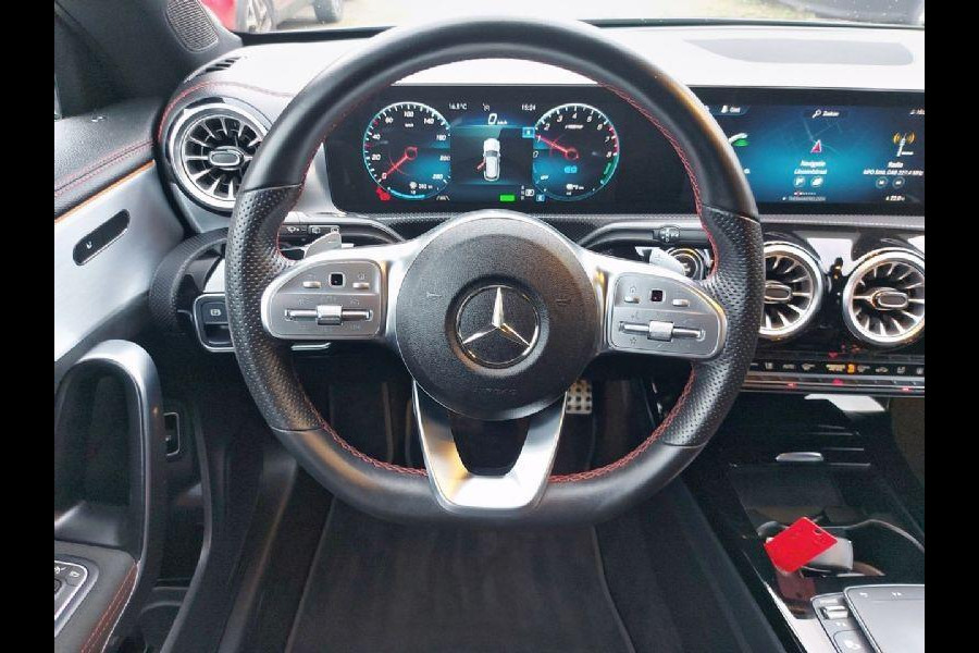 Mercedes-Benz CLA-Klasse Shooting Brake 250 e AMG Line Automaat, airco,cruise,elec trekh,stoelverw,navigatie/camera,parkeersensor