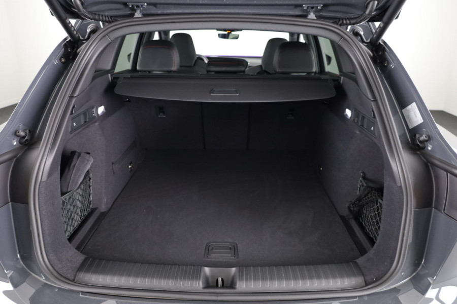 Audi Q6 e-tron First Edition 100 kWh 388 pk | Private lease vanaf € 1749,- pm | Verlengde garantie | Navigatie | Panoramadak | Luchtvering | Bang & Olufsen Audio | 21" Lichtmetalen velgen |