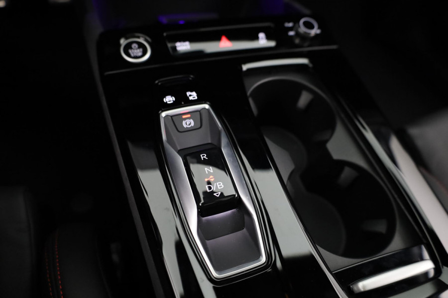 Audi Q6 e-tron First Edition 100 kWh 388 pk | Private lease vanaf € 1749,- pm | Verlengde garantie | Navigatie | Panoramadak | Luchtvering | Bang & Olufsen Audio | 21" Lichtmetalen velgen |