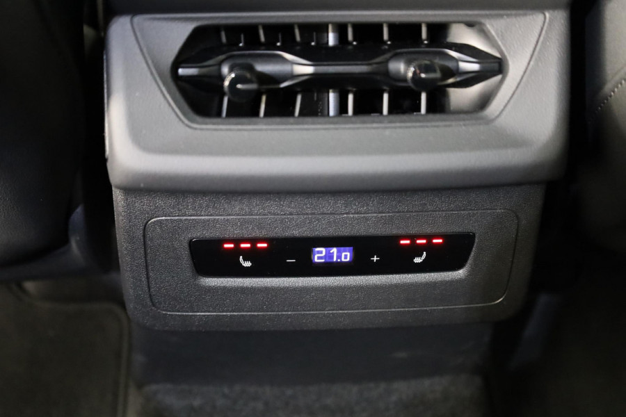 Audi Q6 e-tron First Edition 100 kWh 388 pk | Private lease vanaf € 1749,- pm | Verlengde garantie | Navigatie | Panoramadak | Luchtvering | Bang & Olufsen Audio | 21" Lichtmetalen velgen |