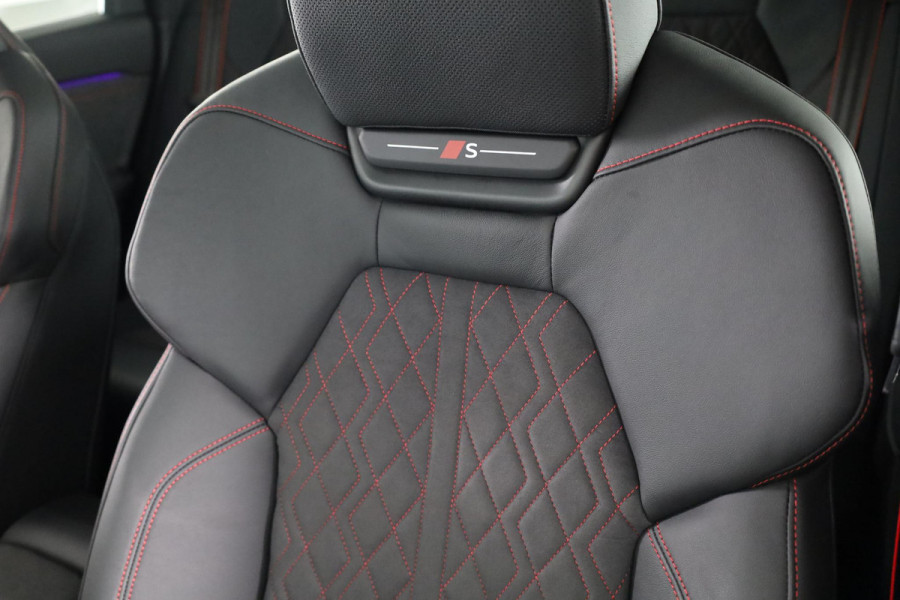 Audi Q6 e-tron First Edition 100 kWh 388 pk | Private lease vanaf € 1749,- pm | Verlengde garantie | Navigatie | Panoramadak | Luchtvering | Bang & Olufsen Audio | 21" Lichtmetalen velgen |