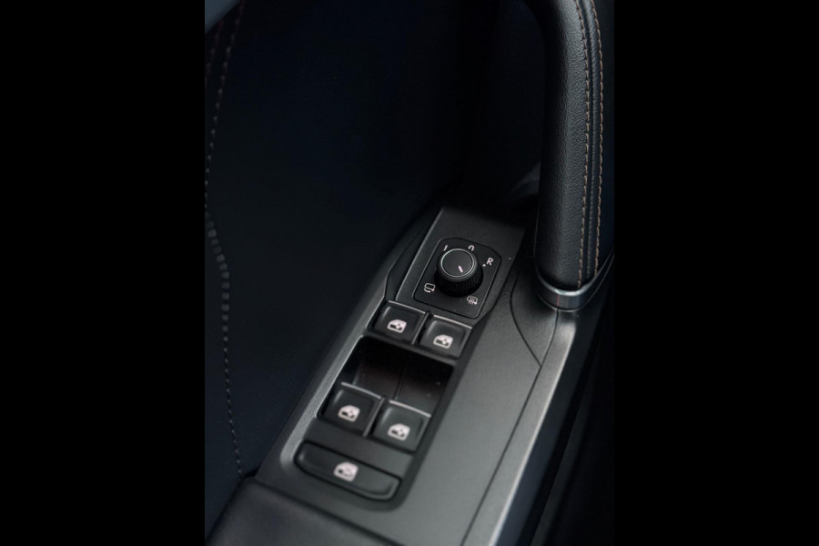 CUPRA Leon Sportstourer 1.4 e-Hybrid VZ 245pk CarPlay