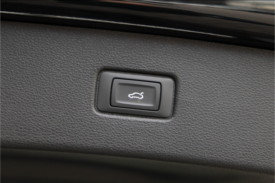 Audi Q7 60 TFSI e quattro Competition Facelift , Laser Light, Pano, RS-Stoelen, Aero-Pack, Adaptive Cruise, 490 pk 2025