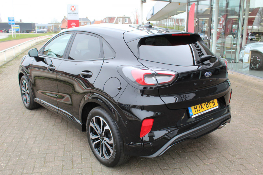 Ford Puma 1.0-125pk EcoBoost Hybrid ST-Line. April 2024 ! Slechts 8.400km ! Autm. airco, navigatie, telefoonvoorb., camera, pdc v+a, parkeerassistent, LED verl., metallic lak, LM wielen, stoel-, stuur- en voorraamverw., lane- en sideassist, adapt. cruise cntrl etc