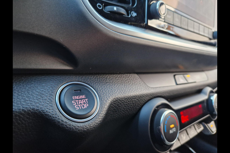 Kia Stonic 1.0 T-GDi MHEV DynamicPlusLine Kia Stonic 1.0 T-GDI MHEV | Key-Less | Navi | Licht- en Regensensor | LED | DAB |
