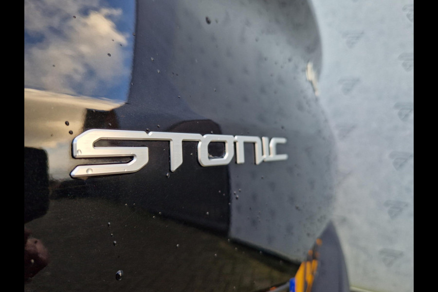 Kia Stonic 1.0 T-GDi MHEV DynamicPlusLine Kia Stonic 1.0 T-GDI MHEV | Key-Less | Navi | Licht- en Regensensor | LED | DAB |
