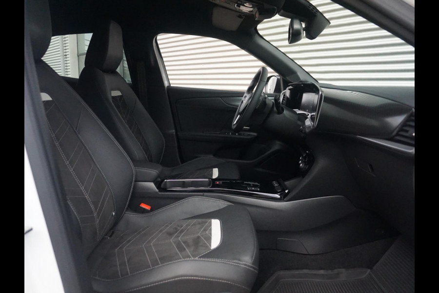 Opel Mokka 1.2 Turbo Ultimate | STOELMASSAGE | PARKEERSENSOREN MET CAMERA | 18" LICHTMETALEN VELGEN | 18.059 KM