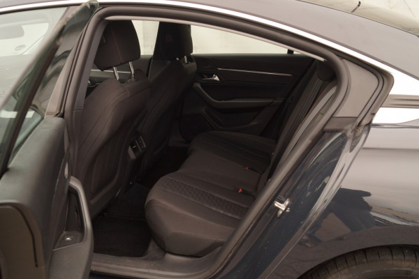 Peugeot 508 1.5 BlueHDI 130pk Allure -NAVI-ECC-PDC-