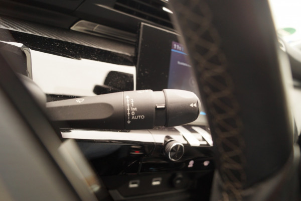 Peugeot 508 1.5 BlueHDI 130pk Allure -NAVI-ECC-PDC-