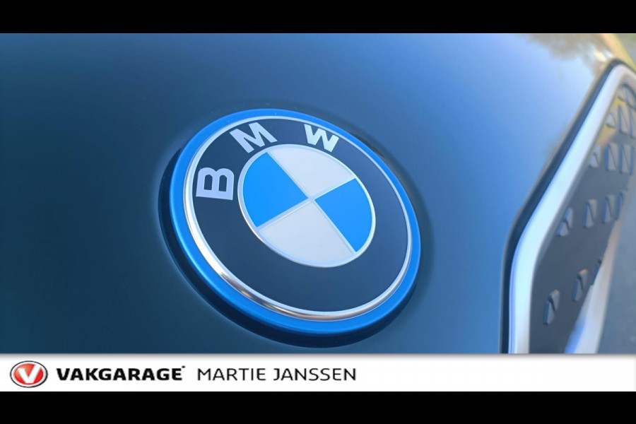 BMW iX1 XDrive30 67 kWh