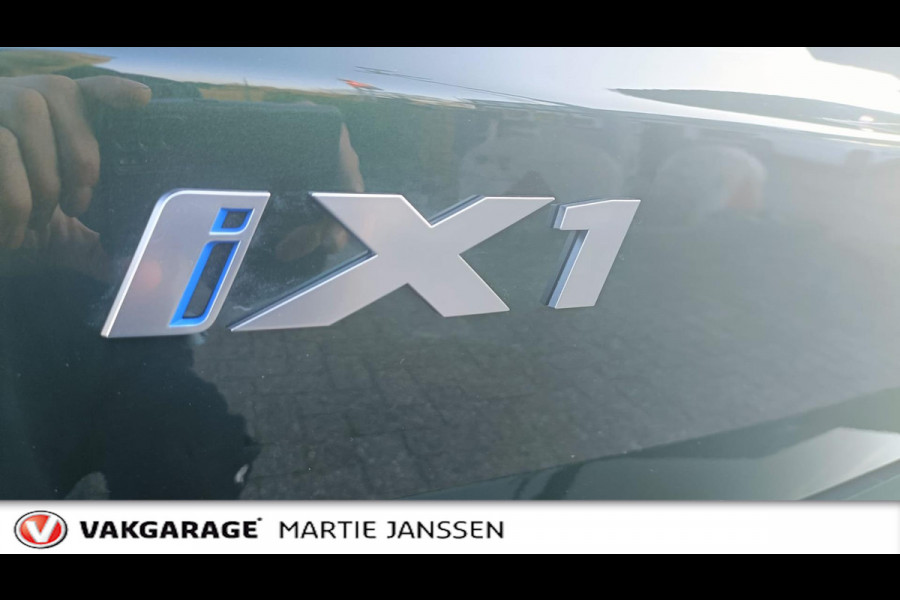 BMW iX1 XDrive30 67 kWh