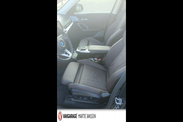 BMW iX1 XDrive30 67 kWh