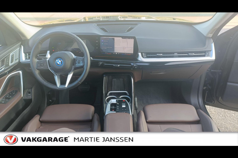 BMW iX1 XDrive30 67 kWh