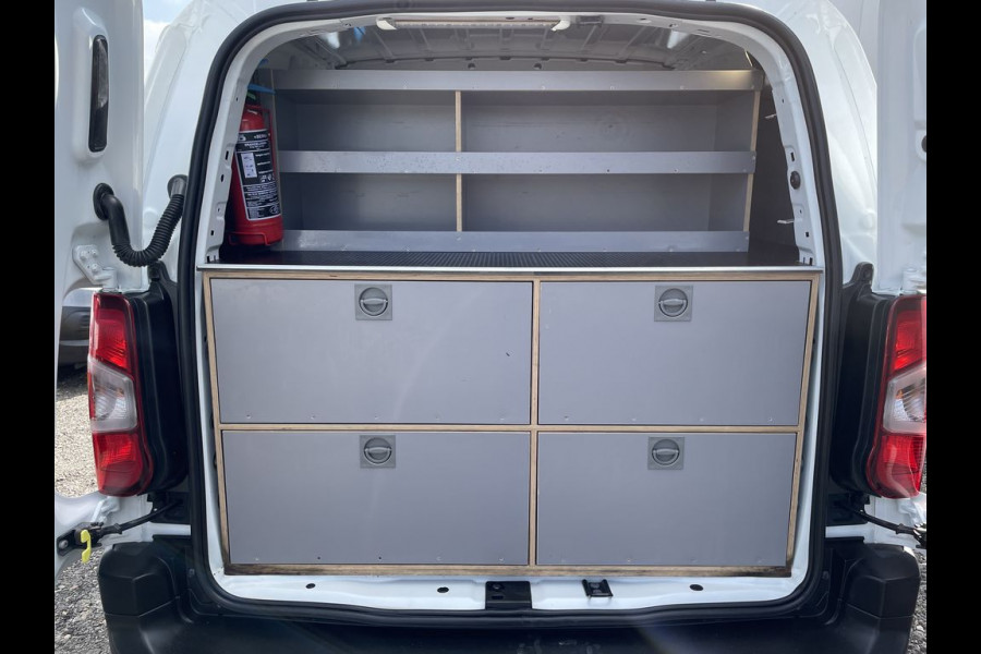 Opel Combo 1.5 D E6 102pk L2 Edition BPM Vrij! Lease €185 p/m, Bedrijfsinrichting, 2x Schuifdeur, Airco, PDC, Cruise controle, onderhoudshistorie aanwezig
