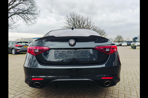 Alfa Romeo Giulia 2.0T B-Tech Super