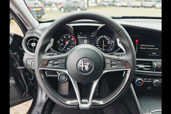 Alfa Romeo Giulia 2.0T B-Tech Super