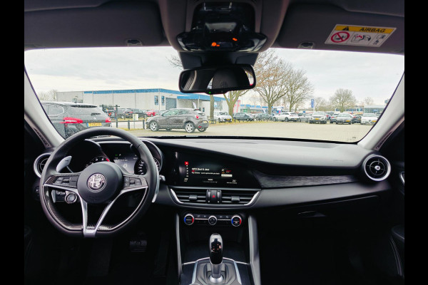 Alfa Romeo Giulia 2.0T B-Tech Super