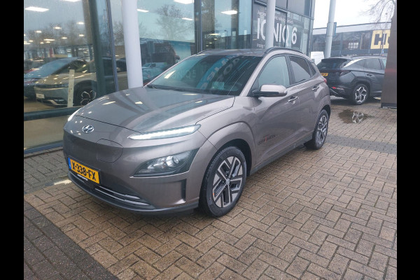 Hyundai Kona EV Fashion 64 kWh | Head Up Display | Navigatie | Achteruitrijcamera