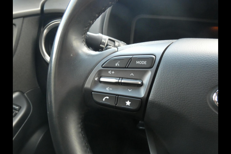 Hyundai Kona 1.6 GDI HEV Fashion | TREKHAAK | NAVIGATIE |