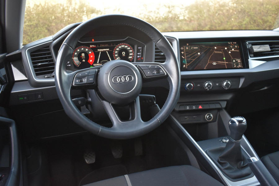 Audi A1 Sportback 25 TFSI epic Navi Carplay Lane