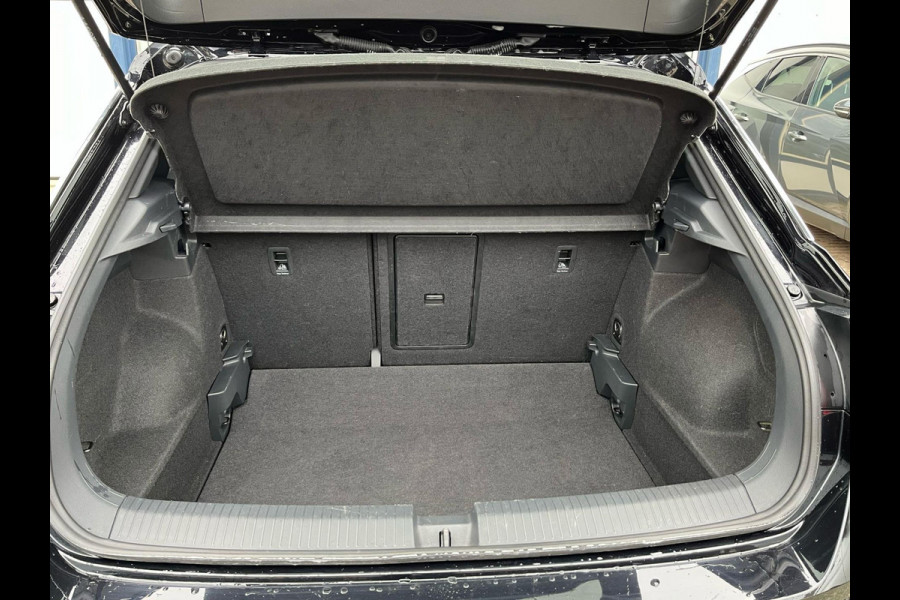 Volkswagen T-Roc 1.0 TSI R-Line MASSAGE VIRTUAL
