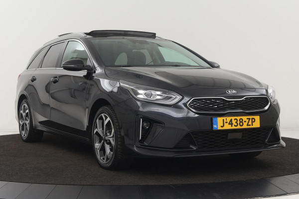 Kia Ceed 1.6 GDI PHEV ExecutiveLine | Panoramadak | Trekhaak | Leder | Stoelventilatie | Adaptive cruise | Carplay | Camera | Keyless