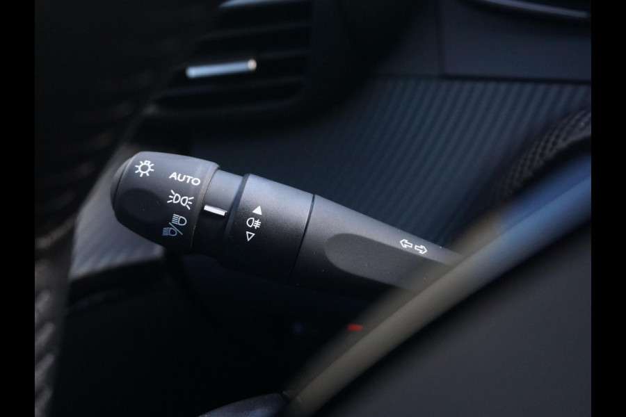 Peugeot e-208 EV E-Style 50 kWh Keyless entry