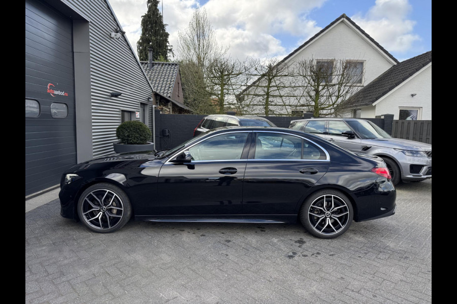 Mercedes-Benz C-Klasse 300 AMG Line | Camera | Sfeerverlichting | Burmester | Adaptive Cruise Control | Lane Assist |