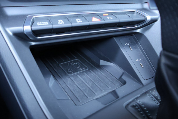 Audi RSQ3 Sportback TFSI RS RS-STOELEN | ADAPTIVE CRUISE | STOELVERWARMING | SONOS AUDIO | ELEKTRISCHE ACHTERKLEP | 360 CAMERA |