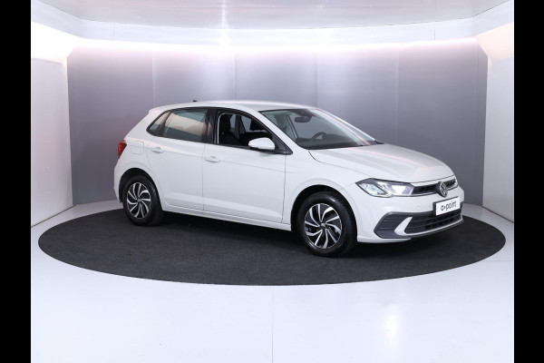 Volkswagen Polo 1.0 TSI Life 95 pk | Verlengde garantie | Navigatie via App | Parkeersensoren | Adaptieve cruise control | LED koplampen | Apple Carplay/Android Auto |