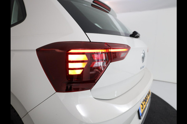 Volkswagen Polo 1.0 TSI Life 95 pk | Verlengde garantie | Navigatie via App | Parkeersensoren | Adaptieve cruise control | LED koplampen | Apple Carplay/Android Auto |