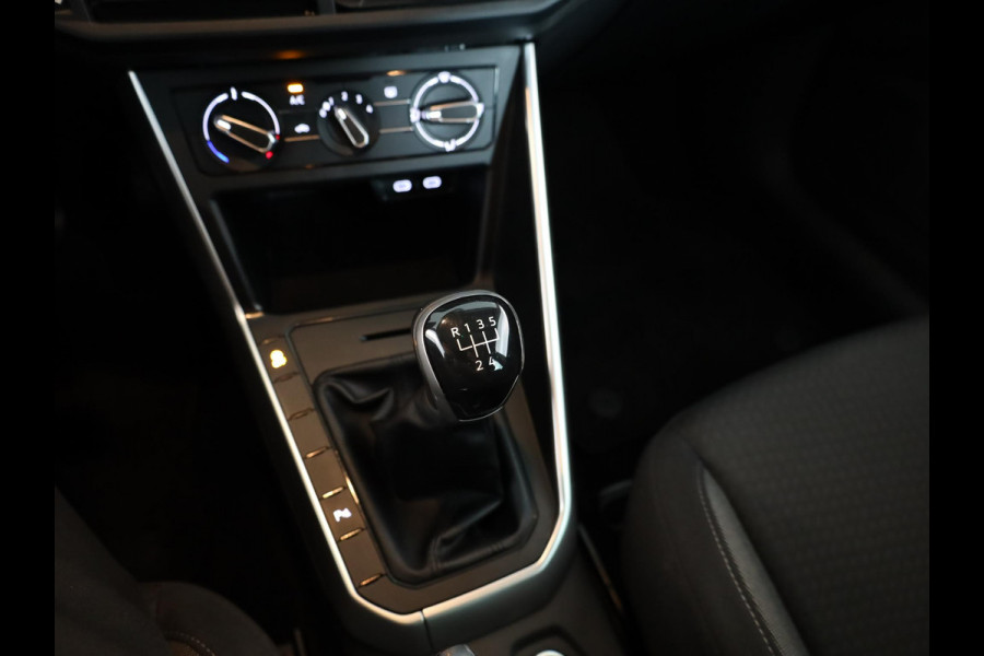 Volkswagen Polo 1.0 TSI Life 95 pk | Verlengde garantie | Navigatie via App | Parkeersensoren | Adaptieve cruise control | LED koplampen | Apple Carplay/Android Auto |