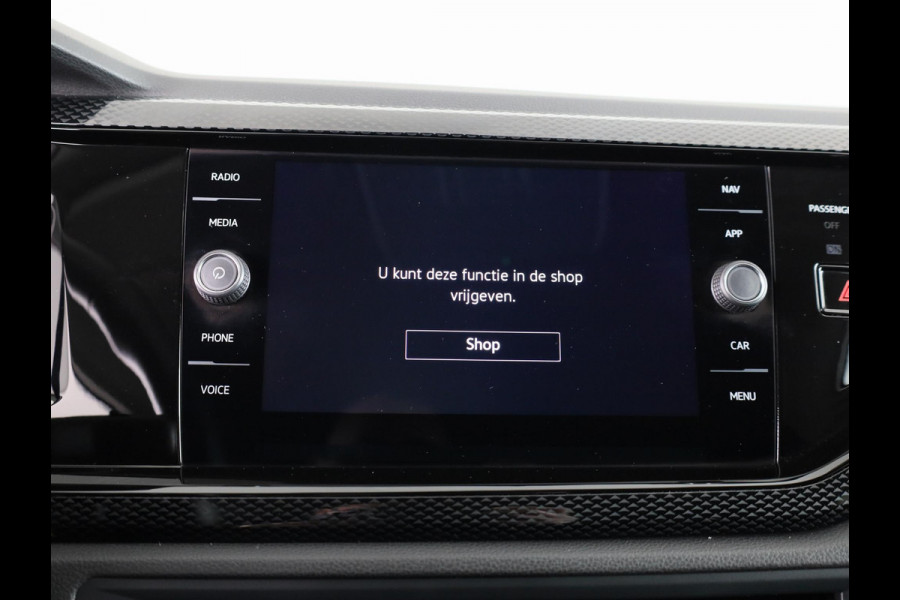 Volkswagen Polo 1.0 TSI Life 95 pk Automaat (DSG) | Navigatie via App | Parkeersensoren (Park assist) | Adaptieve cruise control | Autom. airco | Stoelverwarming | LED koplampen |