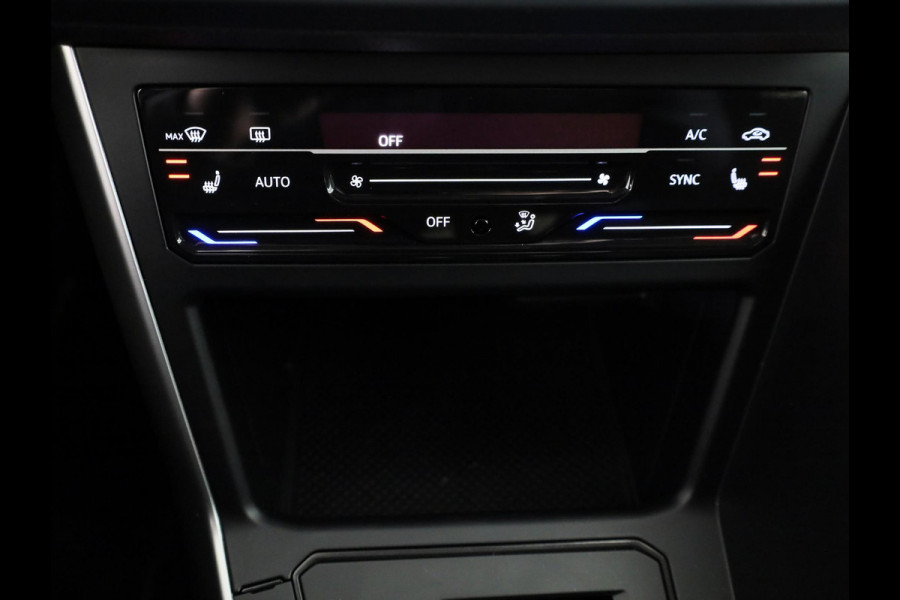 Volkswagen Polo 1.0 TSI Life 95 pk Automaat (DSG) | Navigatie via App | Parkeersensoren (Park assist) | Adaptieve cruise control | Autom. airco | Stoelverwarming | LED koplampen |