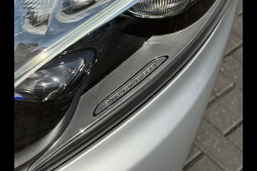 Mercedes-Benz V-Klasse 300d 4-MATIC / AMG-STYLING / EXTRA LANG L3 / DUBBEL CABINE / 2x SCHUIFDEUR / ACHTERKLEP / TREKHAAK