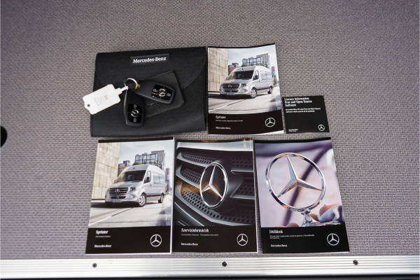 Mercedes-Benz Sprinter 319 1.9 CDI L2H2 RWD BPM Vrij Panamericana Black Pack 2x Auto Schuifdeur Distronic Camera Navi Trekhaak 3.5T