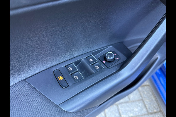 Volkswagen Polo 1.0 TSI Highline R Line - Virt.Cockpit - Navi - LED - Climate - Org.NL