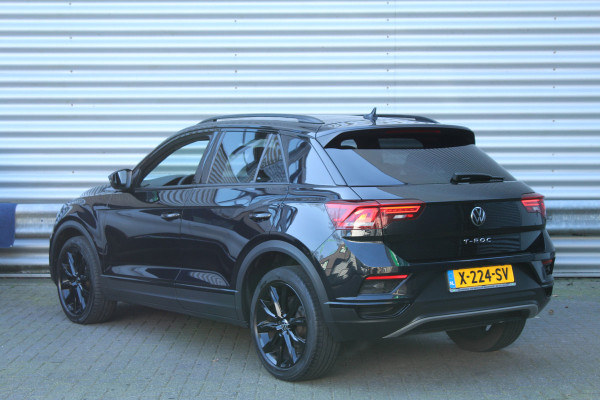 Volkswagen T-Roc 1.5 TSI 150pk Sport Black Edition DSG7 Clima Cruise Carplay Camera Dig. Cockpit El Klep 18"LMV